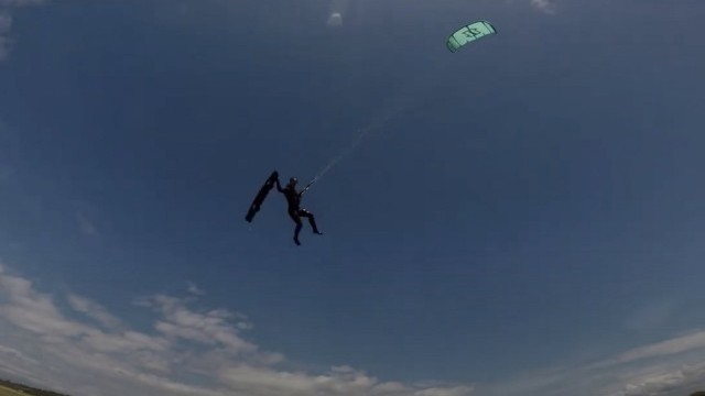 a SLICK  ride  -  KITESURFING Freeride is fun in 30 to 35 kts!