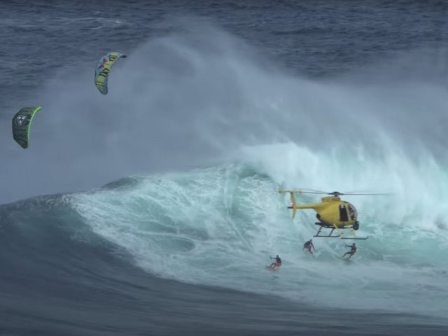 #KitersInIsolation - December 9, 2015 Peahi (Jaws) Maui Multisport Sessions