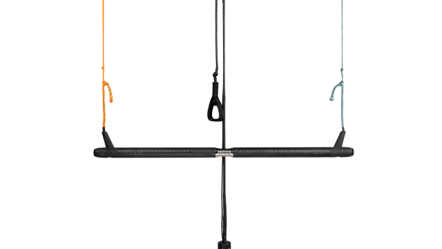 Kitesurfing Reviews - Flysurfer SYNC Carbon Free 2025