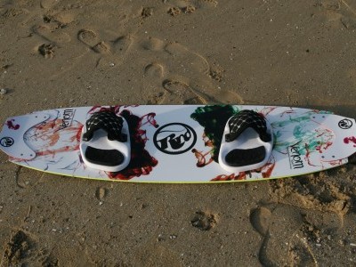 RRD Venom V2 142 x 43cm 2010 Kitesurfing Review