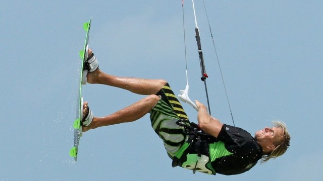 Kitesurfing Technique - KGB