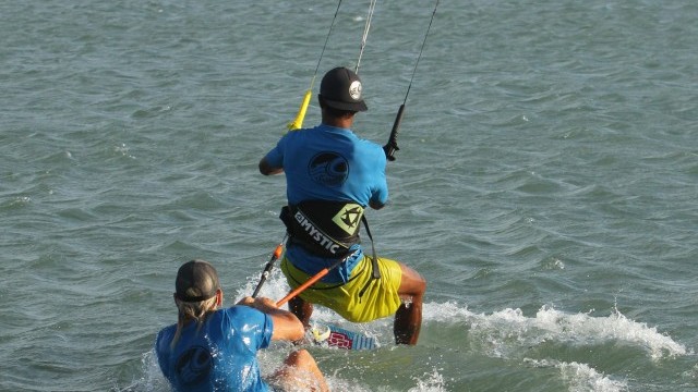 Kitesurfing Technique - Rider Rescue