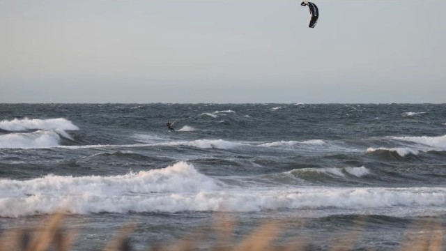Magdalen Islands Kiteboarding in Slow Motion