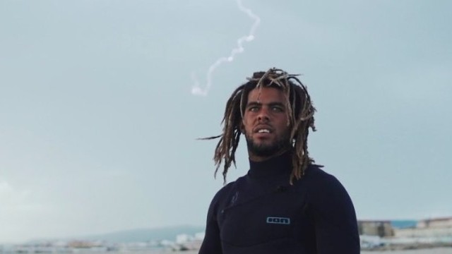 Glued by the wind ft Airton Cozzolino