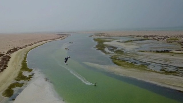 Oman - Road trip & Kitesurfing