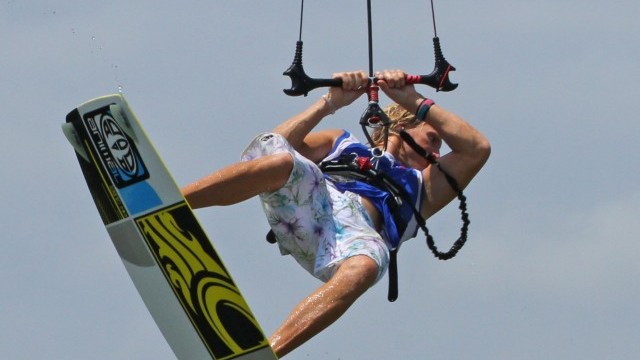 Kitesurfing Technique - Double Front Loop