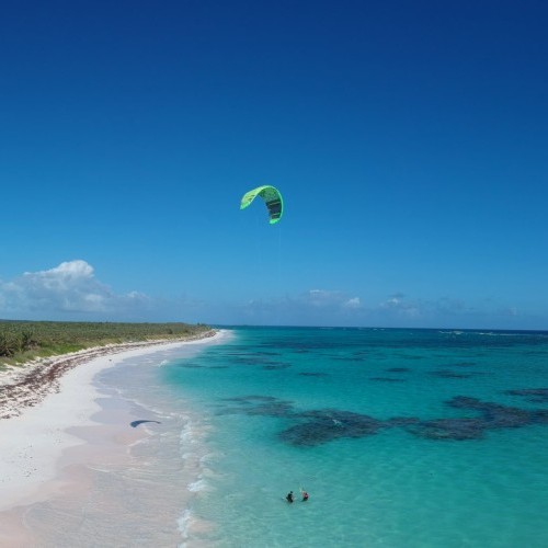 Cat Island Kitesurfing Holiday and Travel Guide