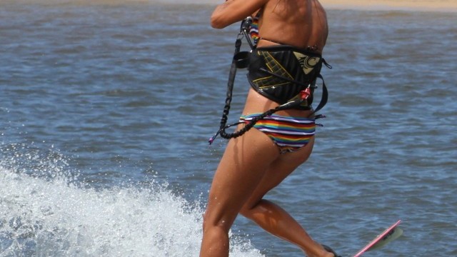 Kitesurfing Technique - Popped Front Loop to Toeside