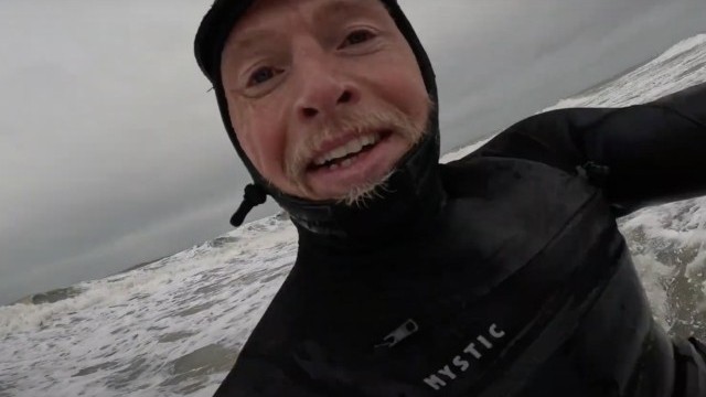 10m Edge on 15m lines in 30 knots - LEN10 Downwinder