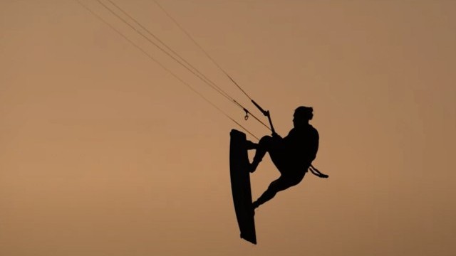 20 METER SAND DUNE JUMPING - World Of Whaley³ - Episode 8