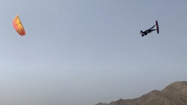 BLUE LAGOON - REAL MEN'S WORKOUT