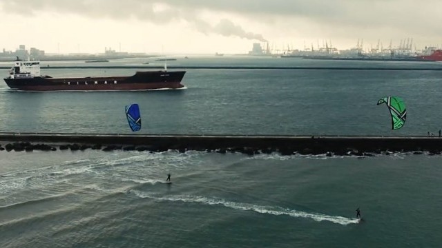 The Roam - Wave kite by Ocean Rodeo