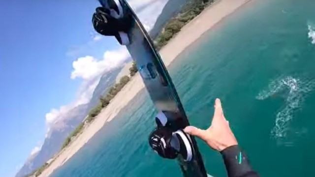 Kitesurf Kick Flip Sesh