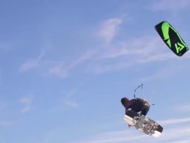 Quell - A narrative about Kitesurfing & Freediving