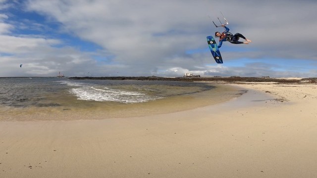 How to END A SESSION LIKE A BOSS - Kiteboarding Tricks of the Trade