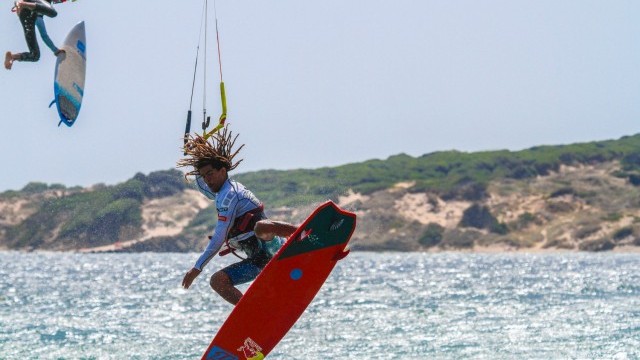 Tarifa Strapless Kitesurfing Pro