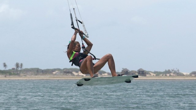 Kitesurfing Technique - Hooked In Back to Blind