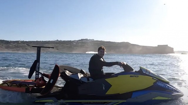 NAZARE BIG WAVE SURF FOIL!!! - Court In The Act #FREERIDE VLOG