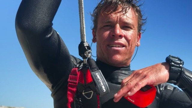 I ended up on the beach KEVVLOG³ #23