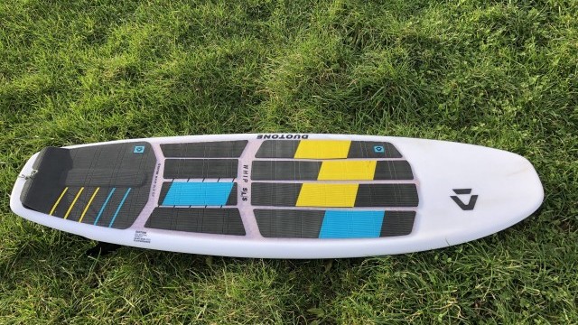 Kitesurfing Reviews - DUOTONE Whip SLS 5'3 2021