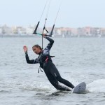Kitesurfing Technique - Surfboard Toeside Upwind 360