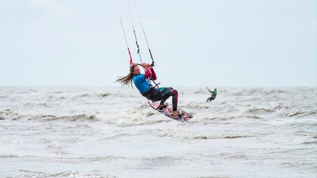 Kitesurfing Travel Guides - Camber Sands