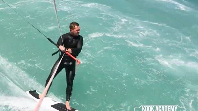 How do I get into strapless Kitesurfing? Kook Academy: Liquid Force Kiteboarding