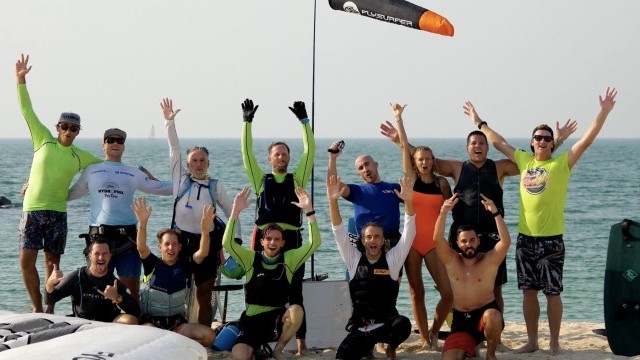 UAE Flysurfer Crew in Dubai