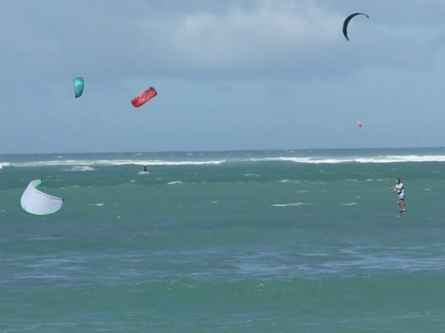 Best Video of 2017 [Nomination] - Boardriding Maui Cloudfoiling 9