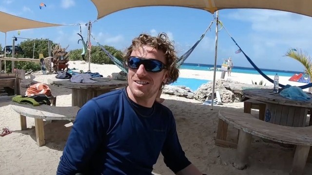 Sit-kitesurfing Bonaire 2021 - Willem Hooft