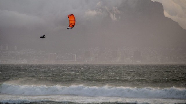 Ruben Lenten On The Intriguing Beings Podcast - A Lesson In A Positive Mindset - Season 02 Episode 01