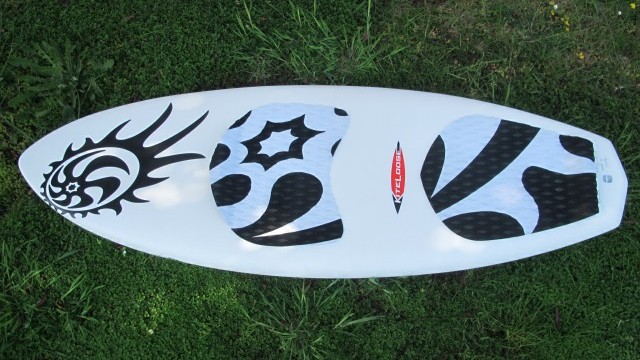 Kitesurfing Reviews - Kiteloose Fatty 5'1 2013
