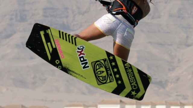 Kitesurfing Technique - Front Loop Kiteloop