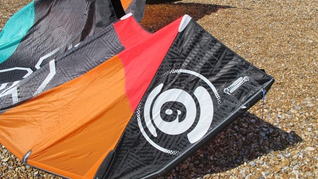 Kitesurfing Reviews - Best Kiteboarding TS 9m 2013
