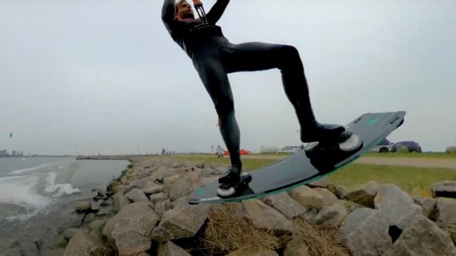 Nick Jacobsen - On Fridays we ride rocks