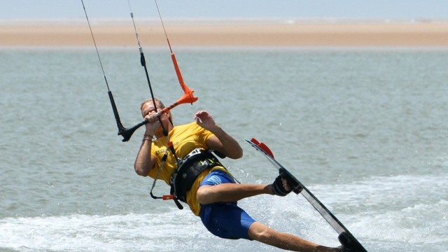Kitesurfing Technique - Dark Slide with a Back Roll