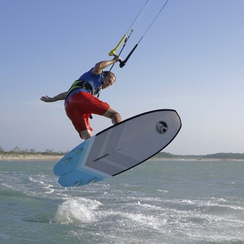 Strapless Chop Hop Kitesurfing Technique