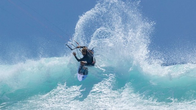 Duotone Neo 2022 Product Clip