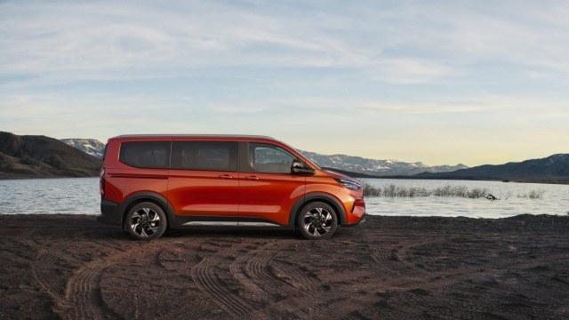 Ford Pro Reveals All-Electric E-Tourneo