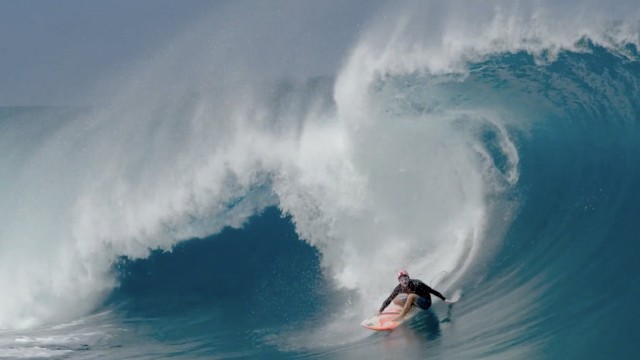 Manera - IAN FONTAINE & JUSTINE DUPONT // TEAHUPOO