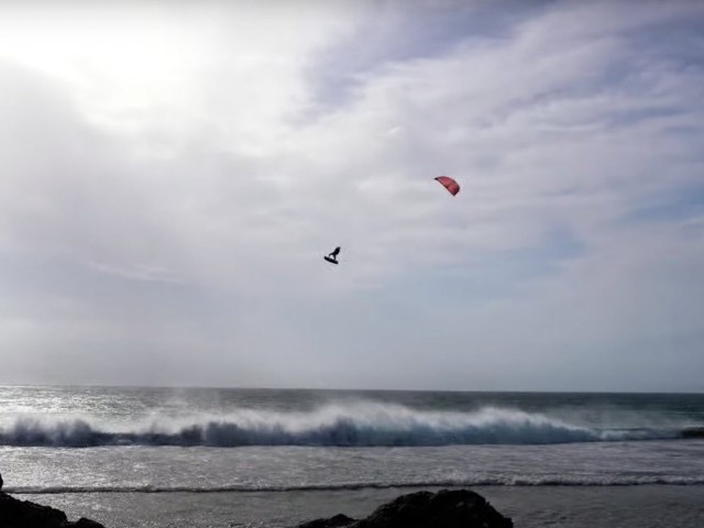 CRAZY DOUBLE LOOP DAY IN TARIFA--LORENZO CASATI
