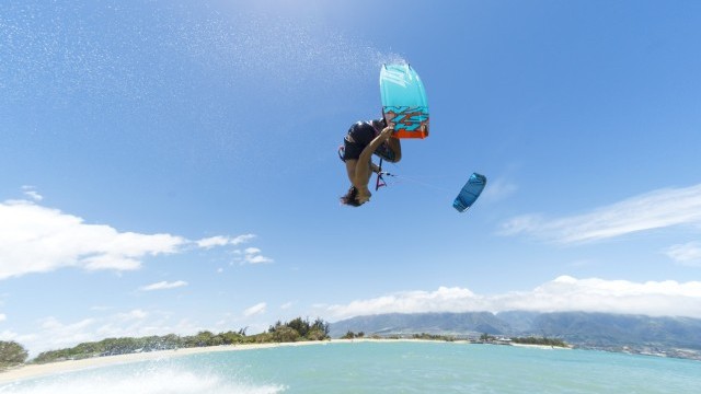 In Focus: Naish 2017 Product Overview: The Kites and Control Systems
