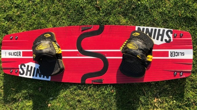 Kitesurfing Reviews - Shinn Slicer 138 x 41.5cm 2020