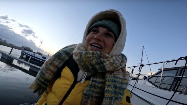 How to survive COLD kite sessions in Europe?! #PIPSVLOG 76