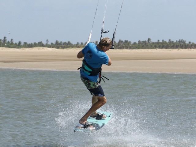 Toeside Pop to Blind with Ole