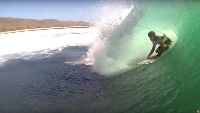 Kitesurfing Sessions Indo : Keahi de Aboitiz