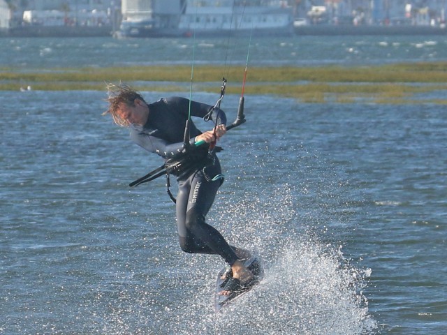 Unhooked Toeside Pop to Blind with Surface Pass