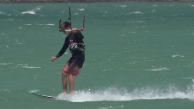 Carving Turns: Toeside to Heelside Gybe - Kitesurfing Technique & Tips