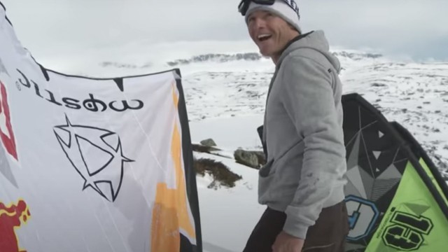#KitersInIsolation - Ruben Lenten Snowkite Cliff Jump – Red Bull Ragnarok 2012