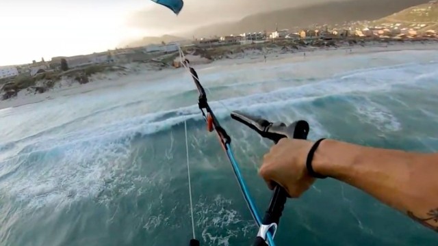SHORT LINE KITELOOPS & SMILES: CAPE KITING